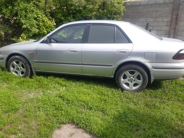 Mazda: Mazda 626: 1998 г., 1.8 л, Механика, Газ, Седан