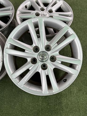 50: Литые Диски R 16 Toyota, Комплект, отверстий - 5, Б/у — 2