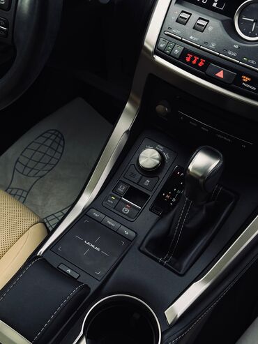 Lexus: Lexus NX: 2018 г., 2 л, Автомат, Бензин, Кроссовер — 8