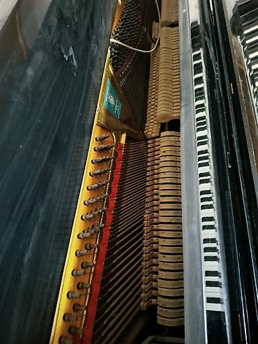 88: Upright piano – “Lira” modeli - Korpus: parlaq qara rəngli, klassik — 2