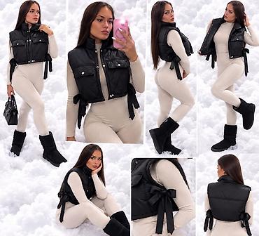 Prsluci: Ženska kratka puf jakna/prsluk – crna - Trendy cropped kroj do struka — 5
