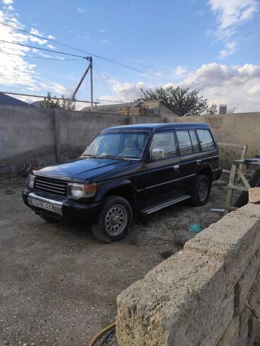 фольксваген поло комплектации и цены: Mitsubishi Pajero: 2.4 l | 1993 il 999999 km Ofrouder/SUV