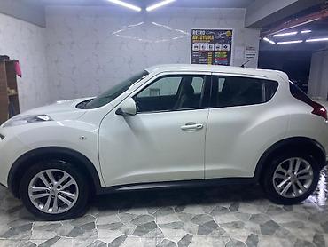 skoda minivan: Nissan Juke: 1.6 l | 2012 il Krossover — 8