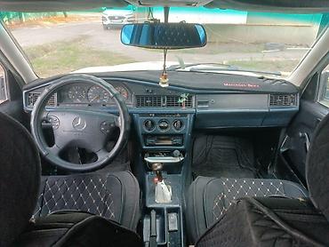 bcd com: Mercedes-Benz 190: 1983 г., 2 л, Механика, Бензин, Седан — 4