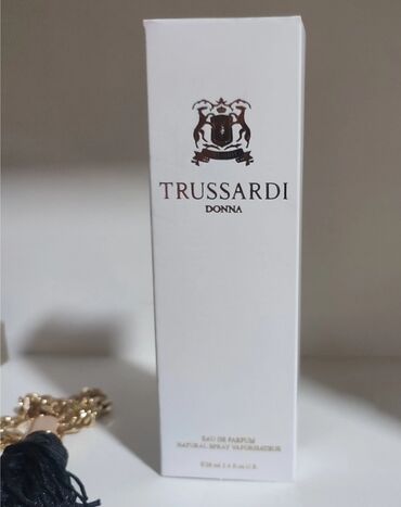 Perfume: Trussardi Dona ženski parfem 20 ml 
Novo u ovom pakovanju!
Prelep