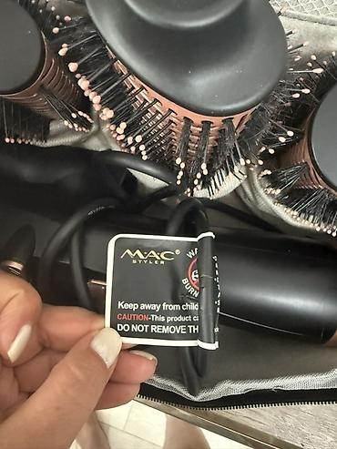 чехии: Мультистайлер MAC Styler, Круглая щетка — 3
