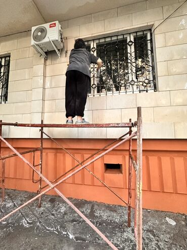 Уборка помещений: Уборка помещений, | Генеральная уборка, Уборка после ремонта, Уборка раз в неделю, | Офисы, Квартиры, Дома