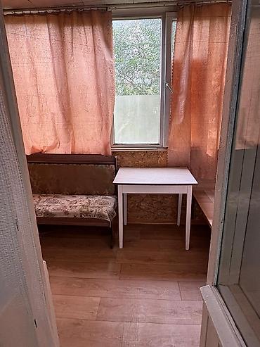 hostel osh: 1 комната, 10 мкр, Постельное белье, Парковка, Телевизор — 5