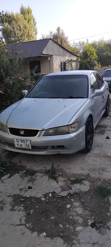Honda: Honda Accord: 1999 г., Автомат, Бензин, Седан