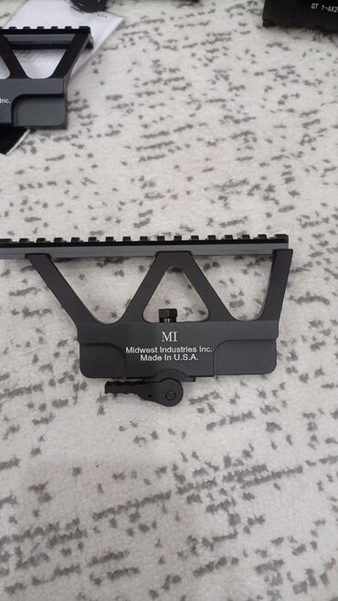 советский бинокль: Кронштейн для оптики Midwest Industries (MI), Made in U.S.A. -