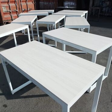 Офисные столы: Столы белые.
Стол офисный белый
у нас всегда в наличии at lalafo.kg — 14 Офисные столы: Столы белые.
Стол офисный белый
у нас всегда в наличии — 14