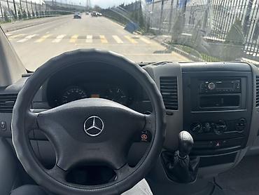 Аренда рефрижератора: Рефрижератор на базе Mercedes-Benz Sprinter 515 об.2,2 (кабина с — 12