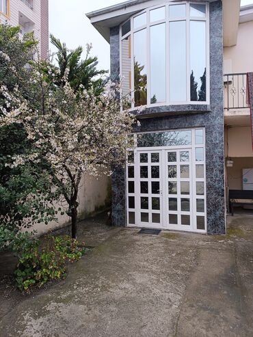 Günlük kirayə evlər: 120 kv. m, 3 otaqlı, Artezian quyusu, İnternet, Telefon — 20