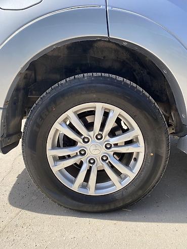 уаз каракол: Mitsubishi Pajero: 2011 г., 3.2 л, Автомат, Дизель, Жол тандабас — 6
