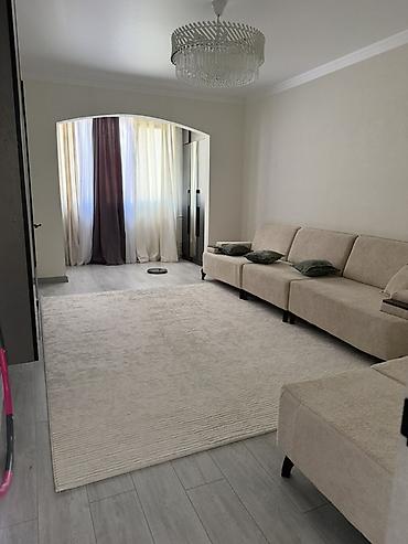 гостиный тип: 3 комнаты, 82 м², Восток-5 мкр 8 этаж, Свежий ремонт — 1