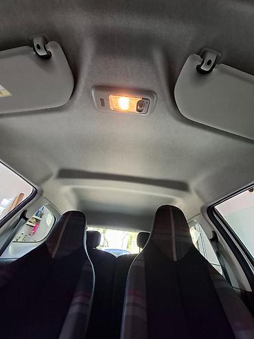 Peugeot: Godiste: 2015 Cena: 4800€ Kilometraza: 121,000km Automobil je u — 21