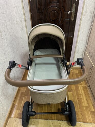 Araba-beşiklər: Çıxarıla bilən beşikli araba — 4