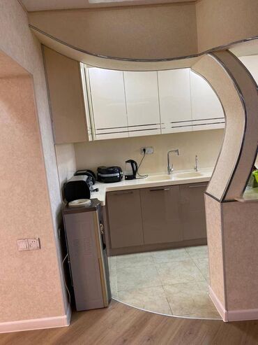 Yeni tikili: 3 otaqlı, Yeni tikili, m. Nəriman Nərimanov, 137 kv. m — 6