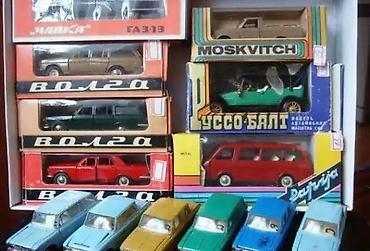 bagema vaz: Sovet istehsalı metal köhnə avtomobil modelləri və bəzək əşyaları — 4