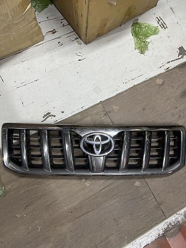 прадо 2007: Решетка радиатора Toyota 2006 г., Б/у, Оригинал — 1