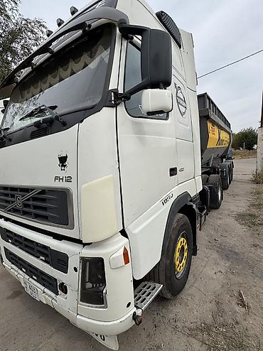 Тягач, Volvo, 2003 г., Самосвал