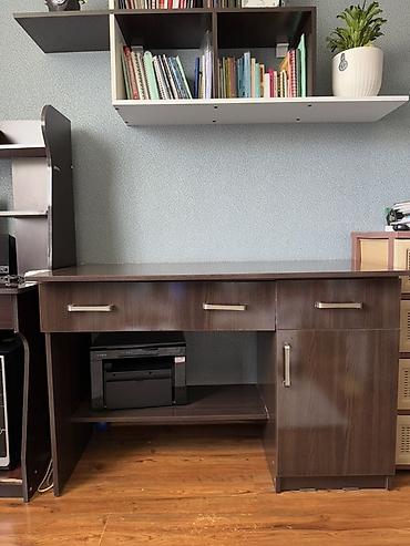 Комплекты офисной мебели: СРОЧНО ПРОДАЮ МЕБЕЛЬ ! 🏠 Все в хорошем состоянии. В комплект входит — 9