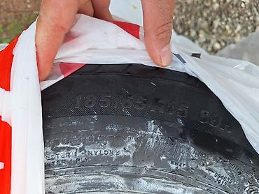 mercedes 170 b: Kumho avtomobil şini - Ölçü: 185/65 R15 - Yük/sürət indeksi: 88H - — 1