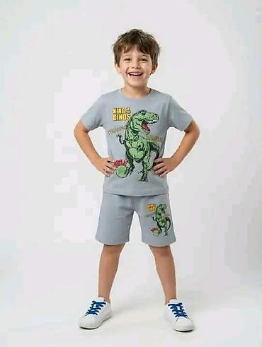 ramaks pantalone: Dino kompleti za decake
Velicina 3 do 10
Cena 1600 dinara — 3