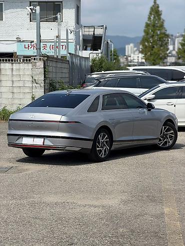 2023: Hyundai Grandeur: 2023 г., Лифтбек — 3