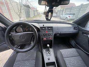 Mercedes-Benz: Mercedes-Benz C-Class: 1994 г., 2 л, Бензин — 10