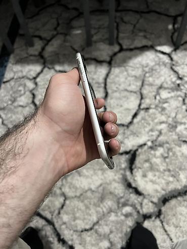 Apple iPhone: IPhone 11, Ağ, Simsiz şarj -da lalafo.az — 5 Apple iPhone: IPhone 11, Ağ, Simsiz şarj — 5