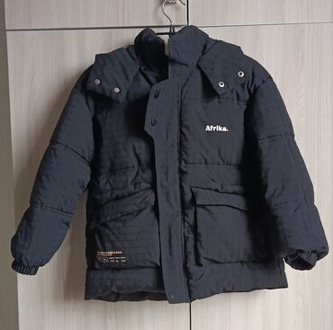 двойка теплая: Зимняя теплая куртка на 6-7-8 лет в зависимости от роста, в отличном