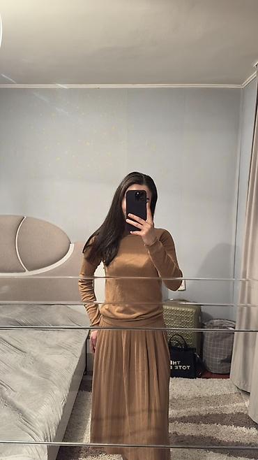 Другая женская одежда: Женская одежда — подборка базовых вещей - Юбка макси: легкая — 15