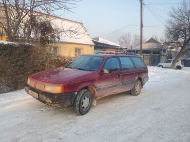 Volkswagen: Volkswagen Passat: 1991 г., 1.8 л, Механика, Бензин, Универсал