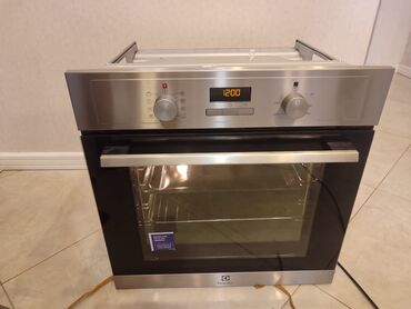 Paltaryuyan maşınlar: Duxovka Electrolux, Elektrik, Quraşdırılan, Yeni