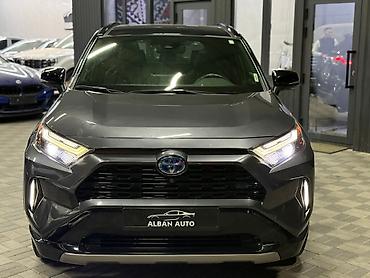 Toyota: Toyota RAV4: 2022 г., 0.5 л, Автомат, Гибрид, Внедорожник — 2
