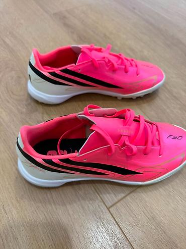 ax 35: Adidasın rəsmi səhifəsindən alınıb, ölçü kiçik olduğu üçün istifadə — 4