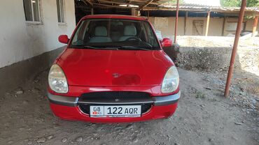 продам срочно машину: Daihatsu Sirion: 2001 г., 1 л, Механика, Бензин, Хетчбек
