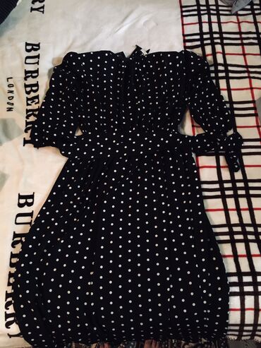 Платья: XL, цвет - Черный