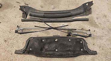 moment kljuc: PLASTIKA ISPOD BRISACA MOTORIC ZA OPEL ZAFIRA ZA 2005. GOD — 1