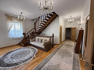 Продажа коттеджей и домов: Район Ташрабат Матросова/Медерова 3 уровневый особняк 📍 р-н — 14