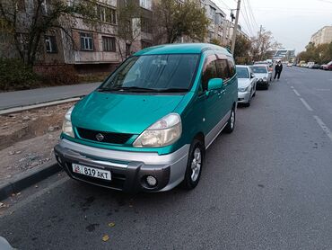 обмен машинами ключ в ключ: Nissan Serena: 2000 г., 2 л, Вариатор, Бензин, Минивэн