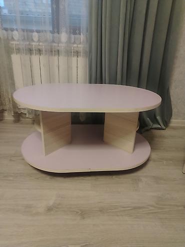 Uşaq/yeniyetmə otağı üçün mebel dəsti Dəst tərkibi: - Üç qapılı şkaf