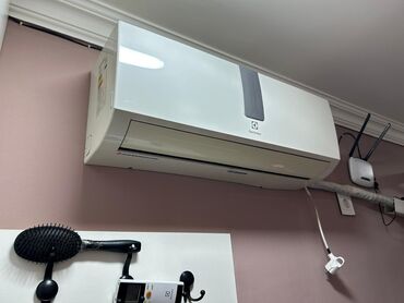 bk 1500 kondisioner: Кондиционер Electrolux, Б/у, 30-35 м², Нет кредита