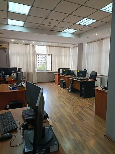 Сдаю Офисный кабинет: Сдаю Колл-центр, IT-компания, 30 м², В бизнес центре, С ремонтом, Первая линия