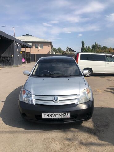 машина golf тройка: Toyota ist: 2004 г., 1.3 л, Автомат, Бензин, Купе