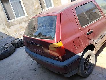 chek it: Volkswagen Golf: 1993 г., 1.6 л, Механика, Бензин, Хэтчбэк — 3