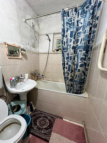 Продажа квартир: 2 комнаты, 42 м², 1 этаж — 3