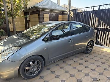roewe rx5: Toyota Prius: 2005 г., 1.5 л, Автомат, Гибрид, Хэтчбэк — 2