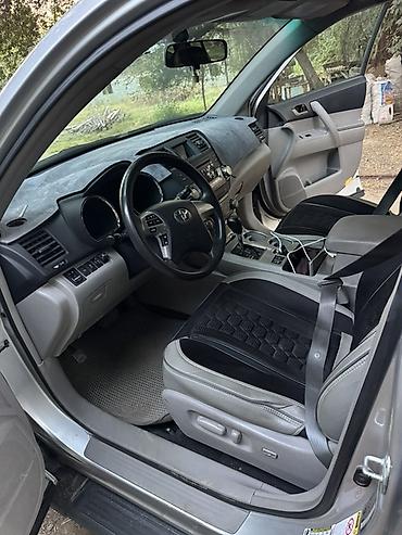 range rover 2006: Toyota Highlander: 2011 г., 3.5 л, Автомат, Газ, Кроссовер — 6